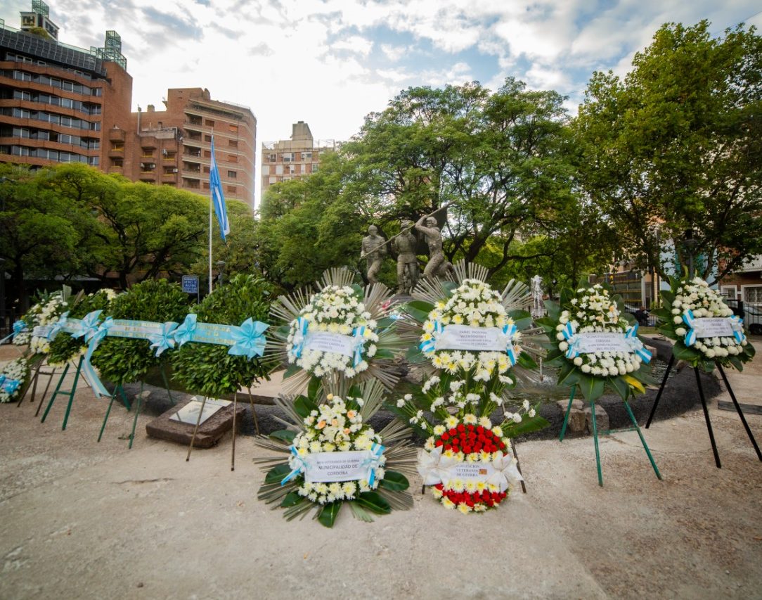 VIGILIA Y SHOW MUSICAL EN VÍSPERAS DEL 2 DE ABRIL