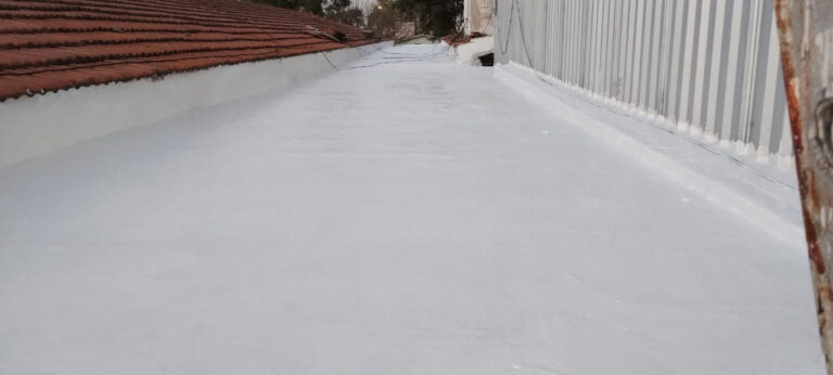PORQUE LAS ESCUELAS, SON EL SEGUNDO HOGAR DE UN NIÑO