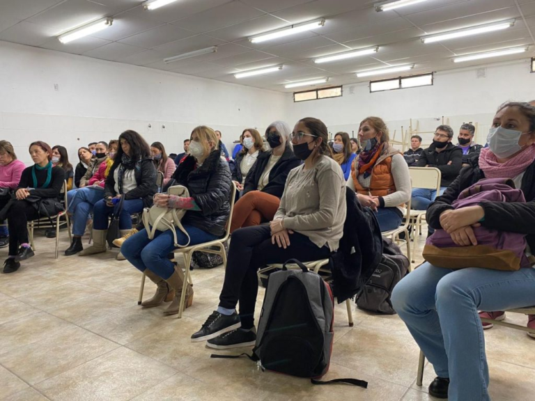 EL CRECIMIENTO ES UN PROCESO DE PRUEBA Y ERROR, UNA EXPERIMENTACIÓN