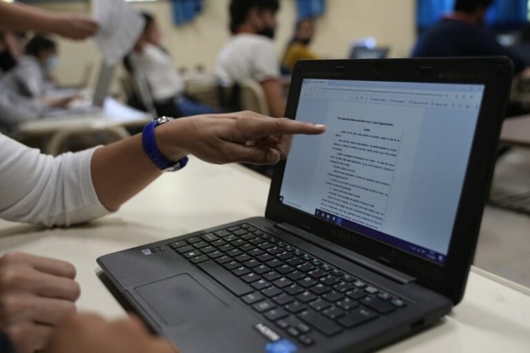 DOCENTES: COMIENZA UNA CAPACITACIÓN PARA EL USO DE “MI AULA WEB”