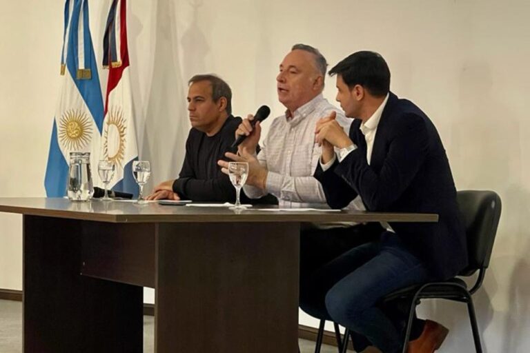 DEPTO. GRAL. SAN MARTIN: EMPRENDEDORES SE CAPACITAN EN MARKETING DIGITAL