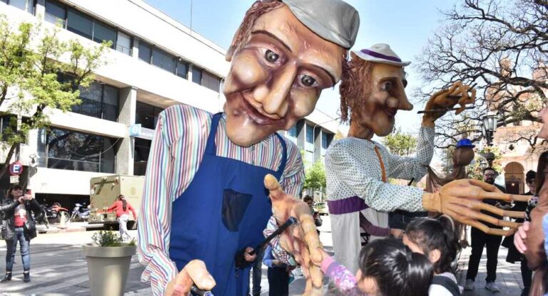 11º FESTIVAL INTERNACIONAL DE TEATRO CÓRDOBA PARA NIÑOS Y JÓVENES