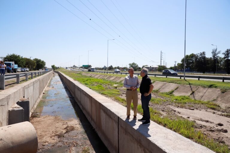 SCHIARETTI Y LLARYORA HABILITARON CANAL PLUVIAL DE AV. CIRCUNVALACIÓN SUR