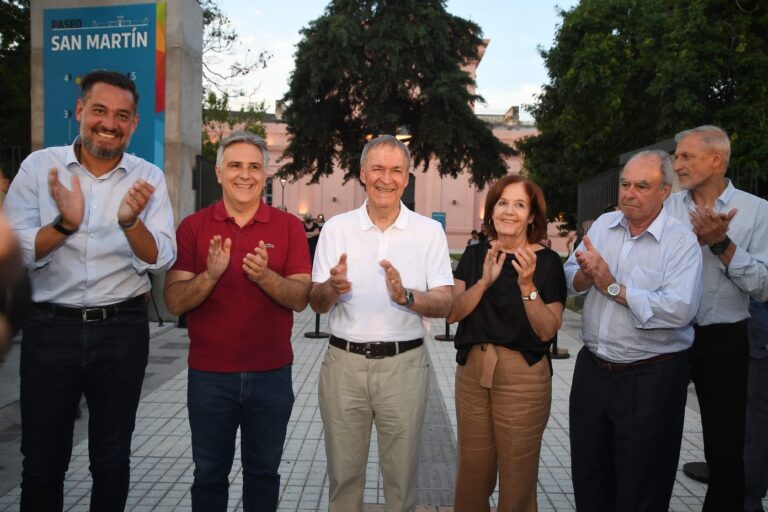 SCHIARETTI INAUGURÓ EL NUEVO PASEO SAN MARTÍN