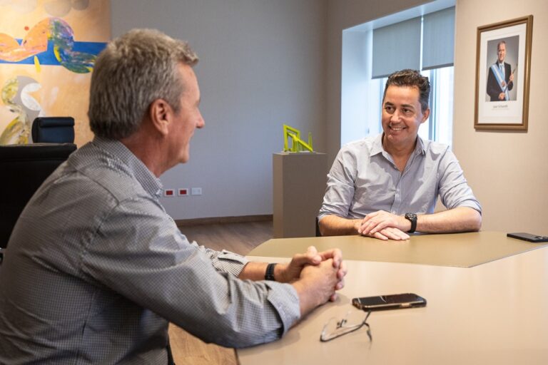 MANUEL CALVO SE REUNIÓ CON EL INTENDENTE DE MIRAMAR, ADRIÁN WALKER