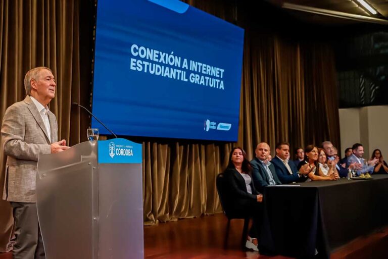 600 MIL ESTUDIANTES PODRÁN ACCEDER A INTERNET GRATUITO