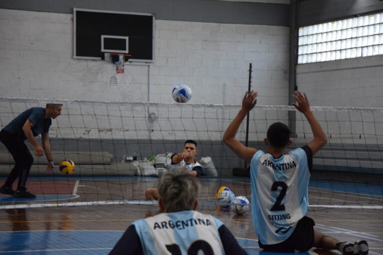 LA SELECCIÓN NACIONAL DE VÓLEY SENTADO PASÓ POR CÓRDOBA