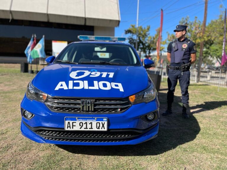NUEVO MÓVIL POLICIAL EN ARROYITO