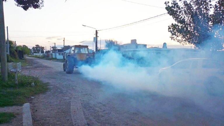 CONTINÚA LA LUCHA CONTRA EL DENGUE EN ARROYITO