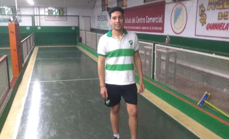 COMPETENCIA DE BOCHAS EN EL CLUB DEPORTIVO Y CULTURAL ARROYITO