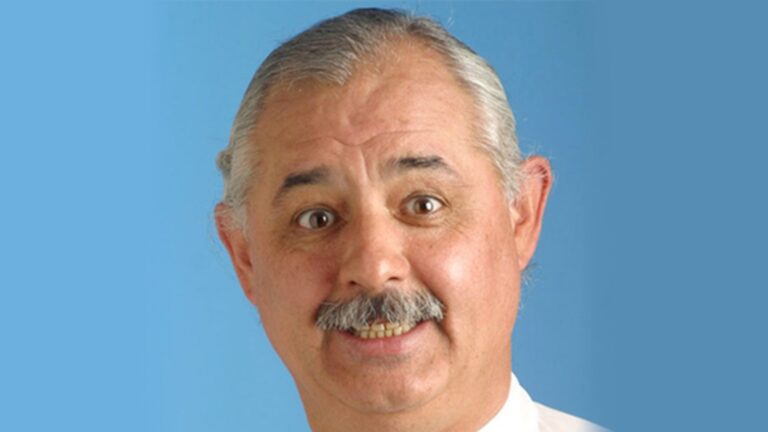 EL HUMOR DE CHICHILO VIALE LLEGA A ARROYITO CON SU “STAND UP DE BARRIO”