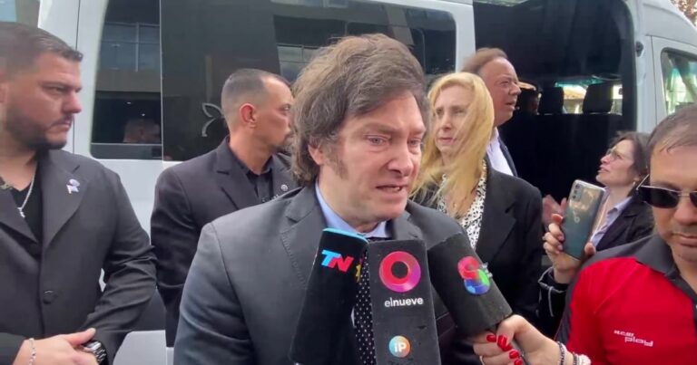 MILEI REVELÓ QUE TIENE 5 PROPUESTAS DE DOLARIZACIÓN