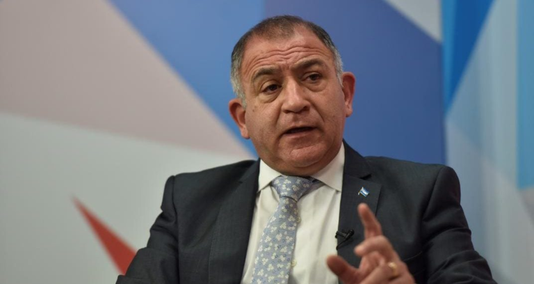 LUIS JUEZ SOBRE EL APOYO A MILEI: “TODOS TENEMOS QUE ARREMANGARNOS”