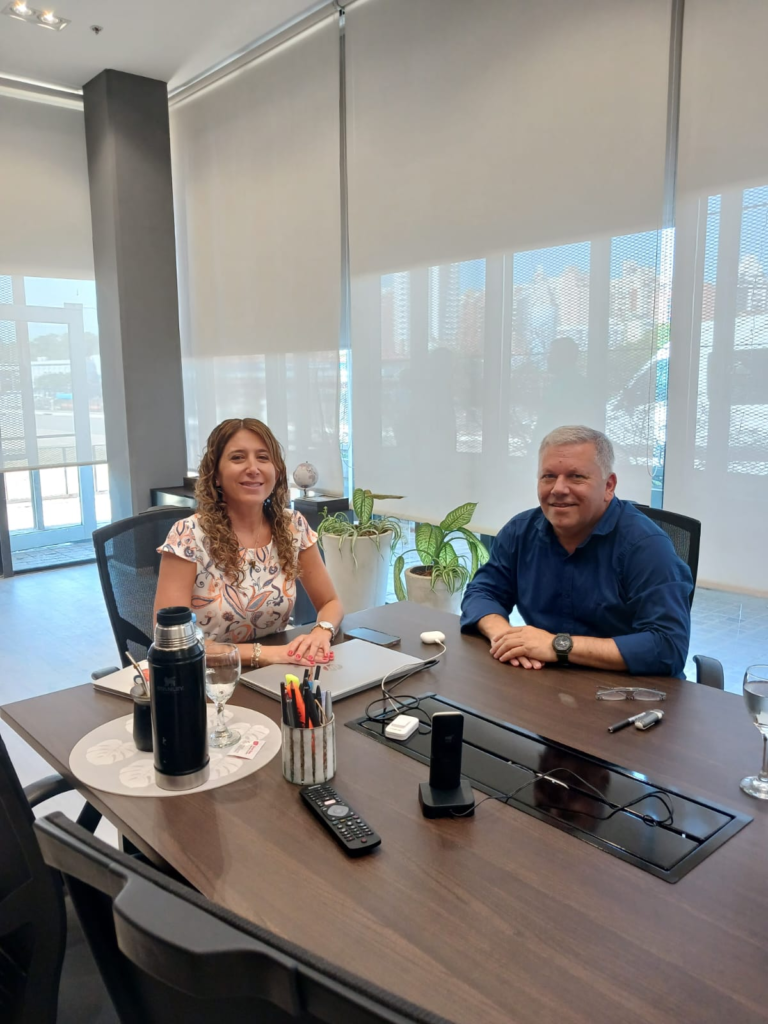 EL INTENDENTE SE REUNIÓ CON LA MINISTRA DE DESARROLLO Y EMPLEO