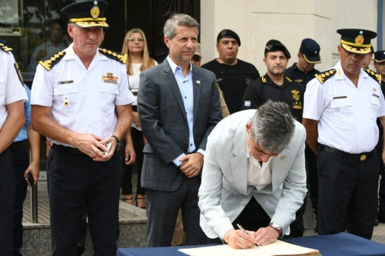 QUINTEROS OFICIALIZÓ AL NUEVO JEFE DE LA DEPARTAMENTAL SAN JUSTO