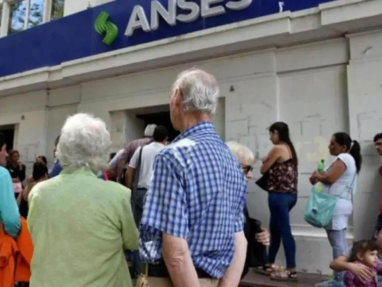 SE CONFIRMÓ EL PAGO DE UN NUEVO BONO DE $70.000 PARA LOS JUBILADOS