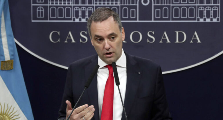 EL GOBIERNO ANUNCIÓ LA BAJA DE IMPUESTOS PARA CELULARES Y PRODUCTOS ELECTRÓNICOS