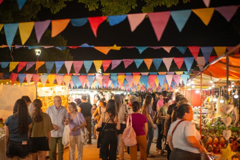 MÁS DE 15 MIL PERSONAS VISITARON LA FERIA NACIONAL DE ARTESANÍAS