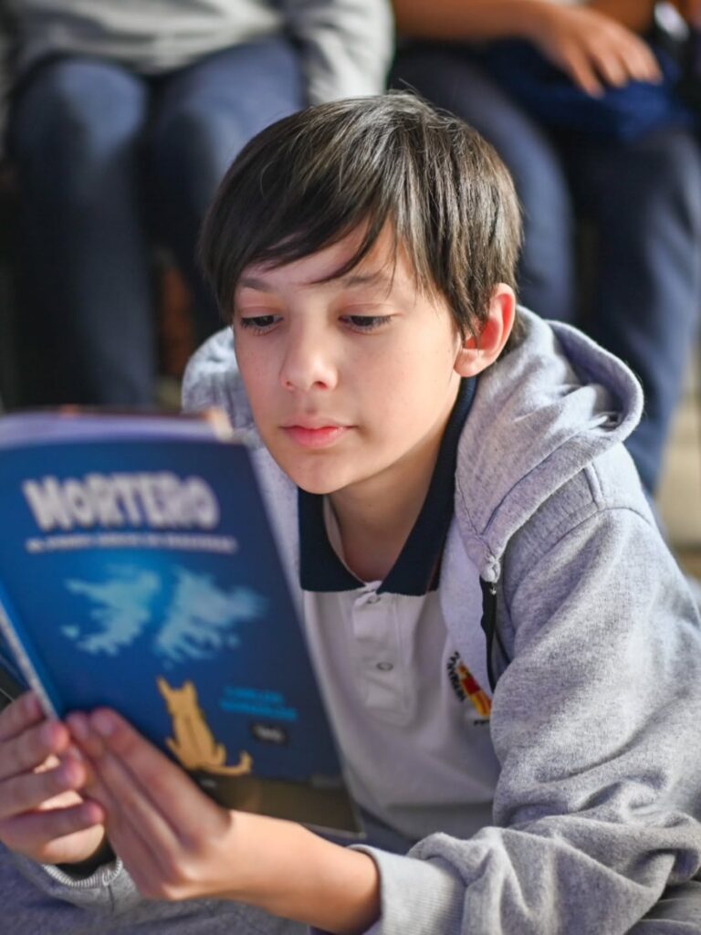 MÁS DE 5.000 PERSONAS PARTICIPARON DE LA XXVII FERIA DEL LIBRO DE ARROYITO