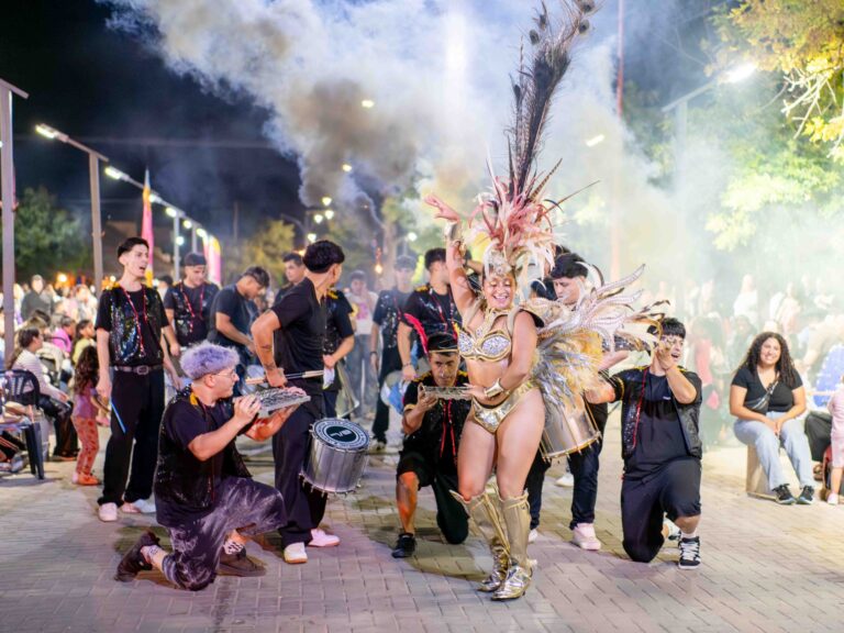 ARROYITO VIVIÓ UN CARNAVAL A PURA FIESTA